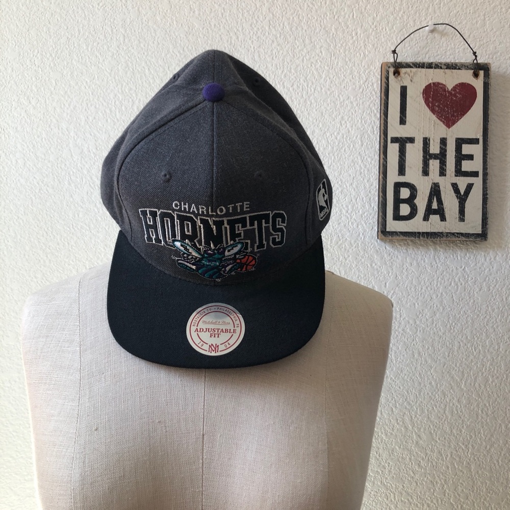 Charlotte Hornets Snapback Cap